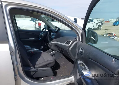 2014 Dodge Journey American Value Pkg z USA, uszkodzony, nr VIN 3C4PDCABXET101061